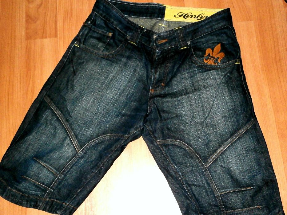 Pantaloni scurti Henleys Jeans Denim, model foarte deosebit