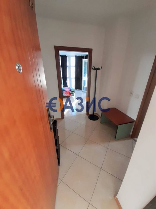 Продава се Тристаен апартамент в к.к. Слънчев бряг - 92 кв.м за 881 €/кв.м - Снимка #1