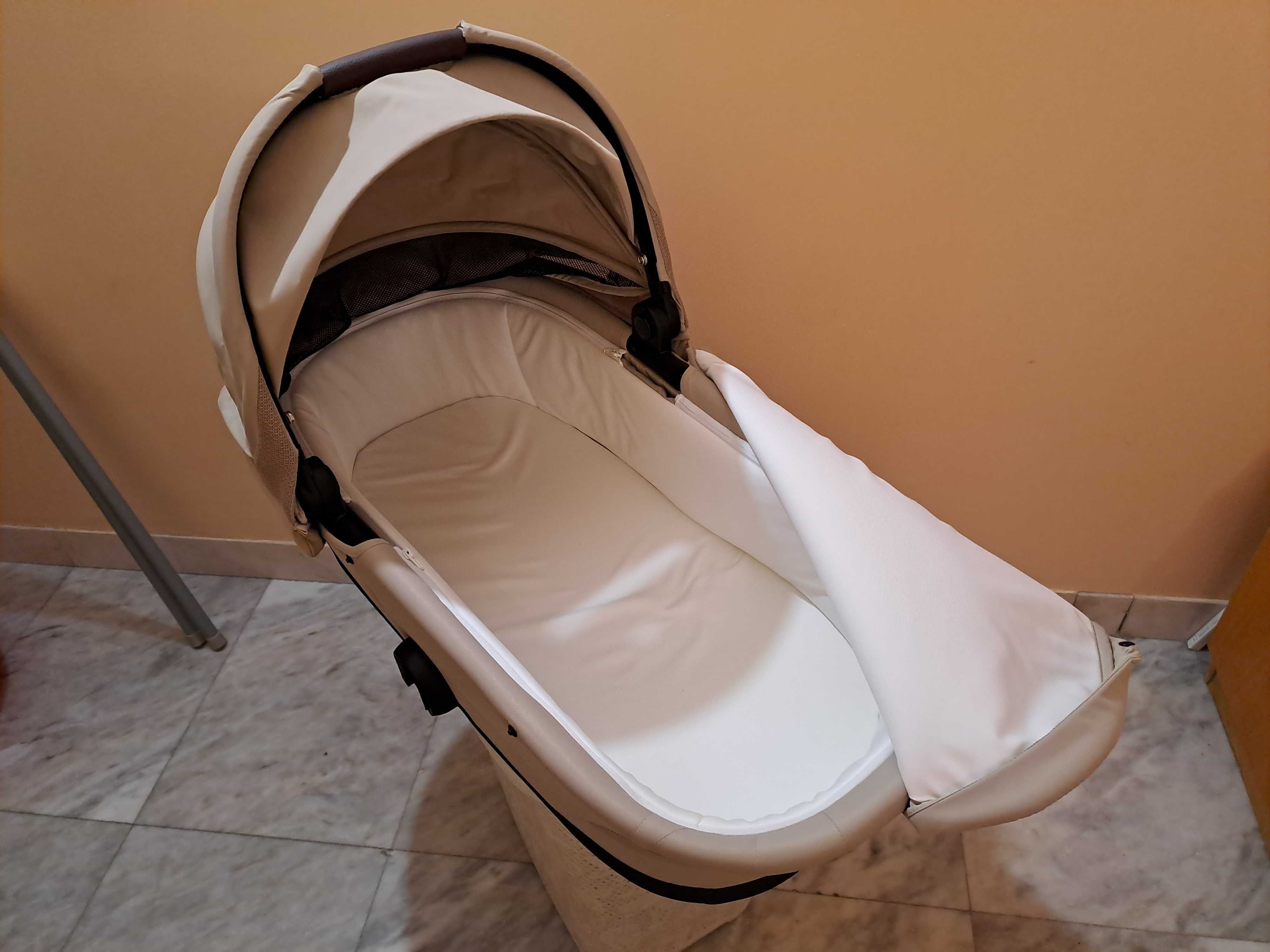 Кош за новородено Cybex Gold Melio