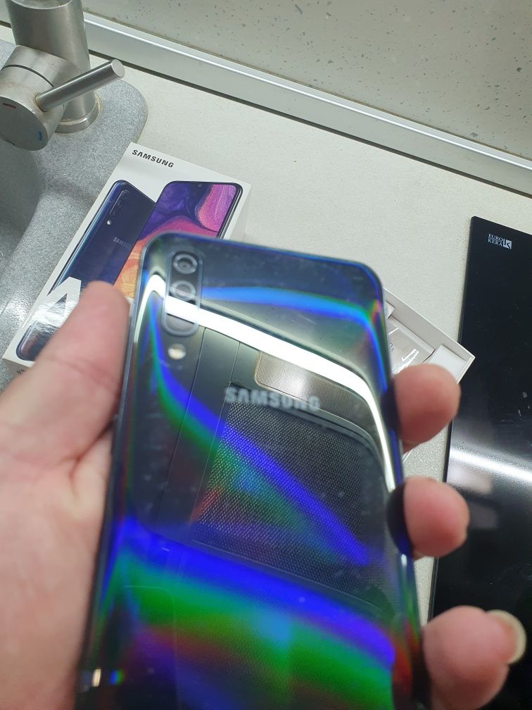 Samsung Galaxy A50