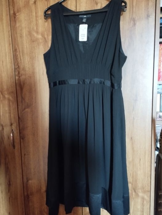 Елегантна рокля H&M vintage