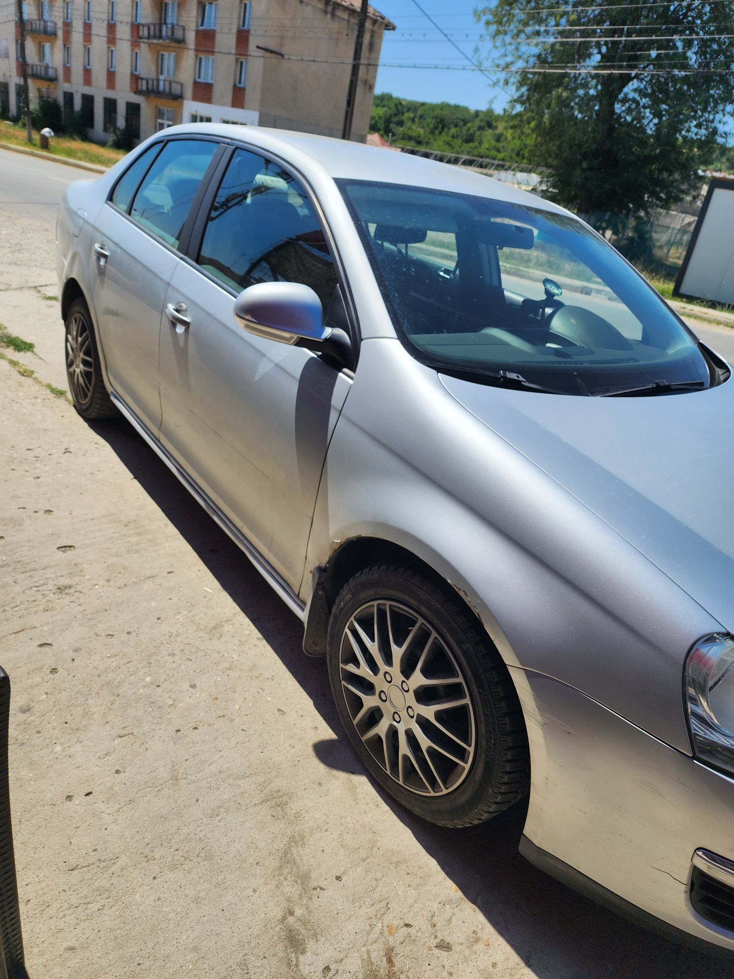 Volkswagen Jetta.