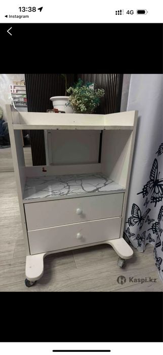 Помошник тумбочка