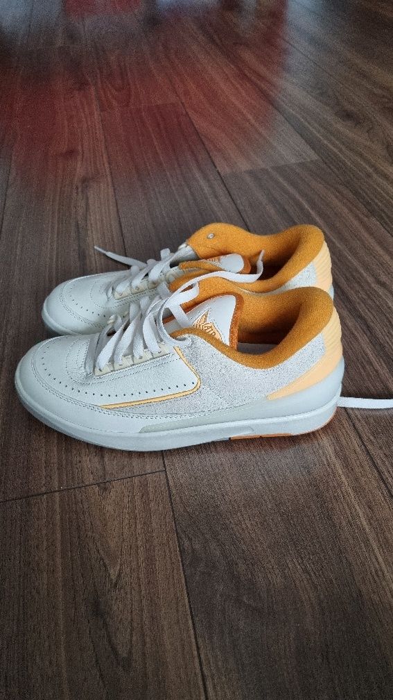 Air Jordan 2 Retro Low