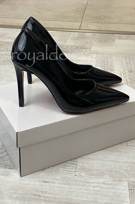 Stoc Pantofi dama Louboutin