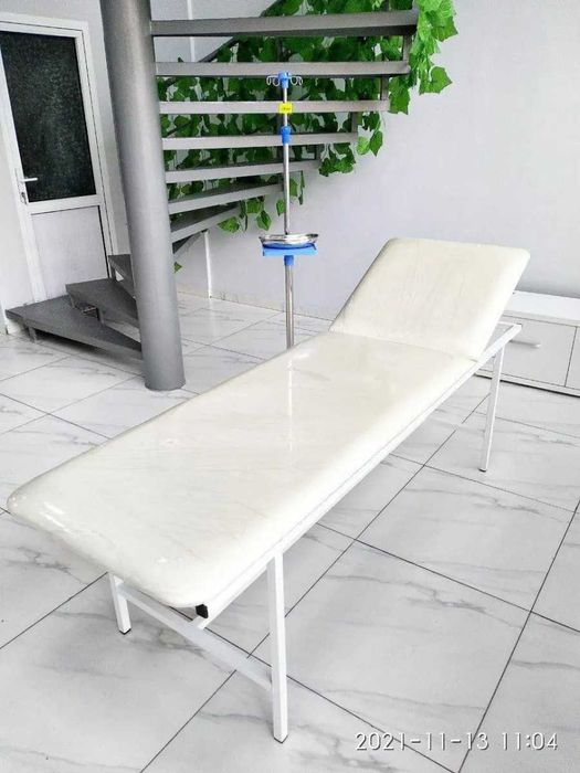 г.
Кушетка медицинская

50