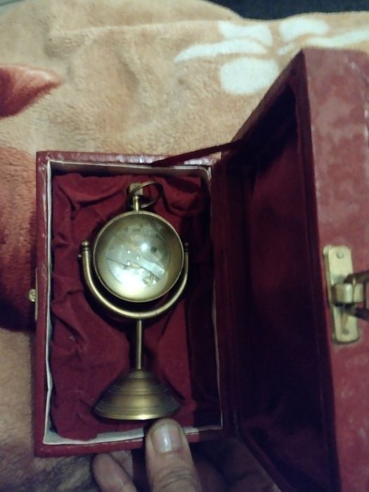 Ceas pentru mobilier