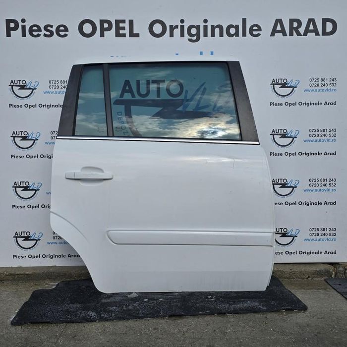 Portiera usa dreapta spate Z40R Opel Zafira B Facelift