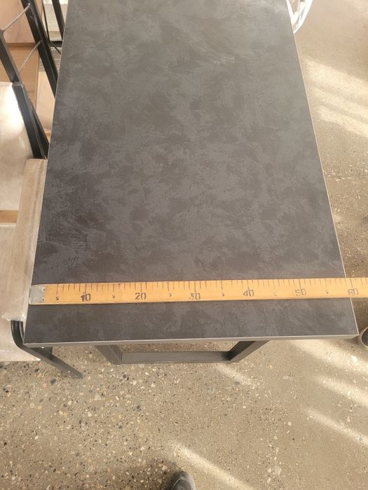 Продается Стол в  г. Фергана