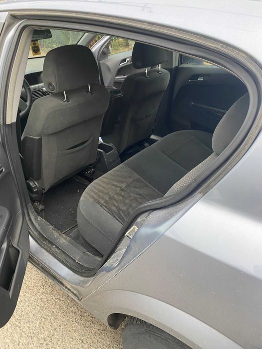 Vand Opel Astra h pentru piese