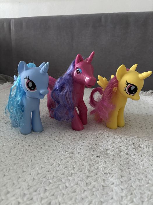 Lot unicorni de jucarie