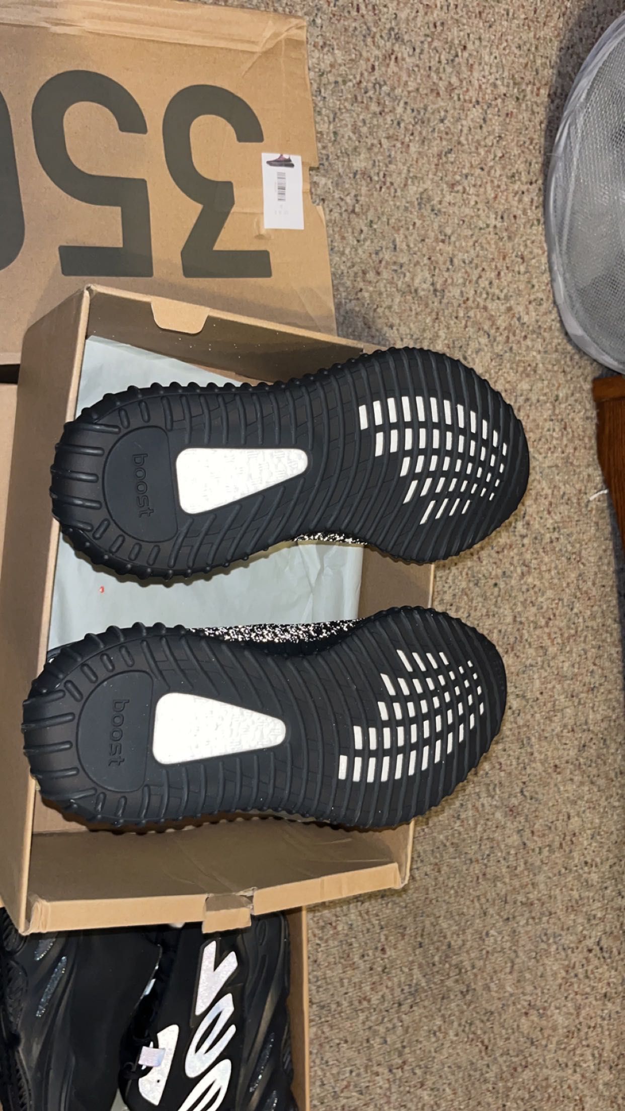 Yeezy Boost 350(limited), Yeezy Boost 700 All Black