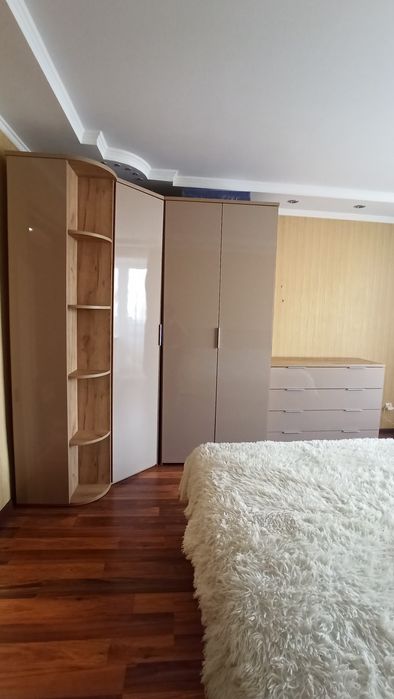 Спальный гарнитур современный