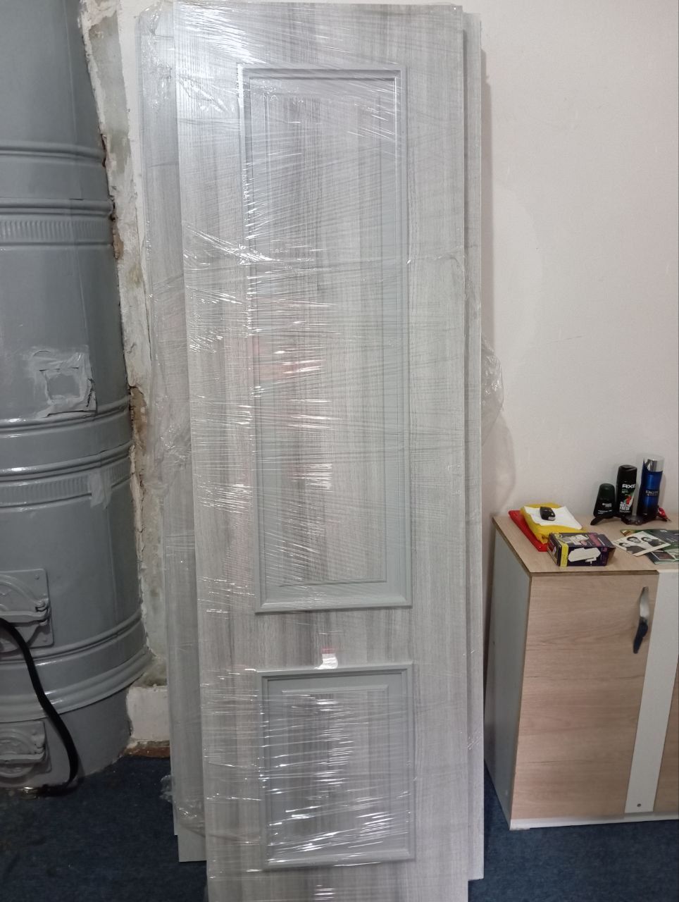 Narxi 260$ Yengi eshiklar upakovka holatda