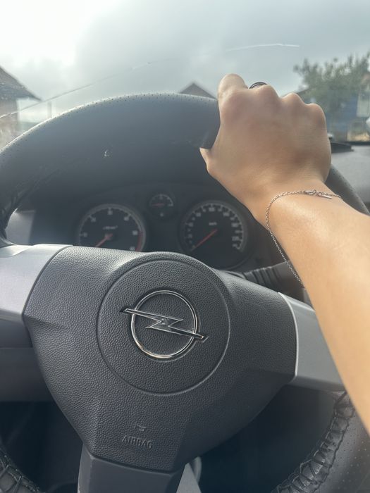 Vand opel astra h 2009