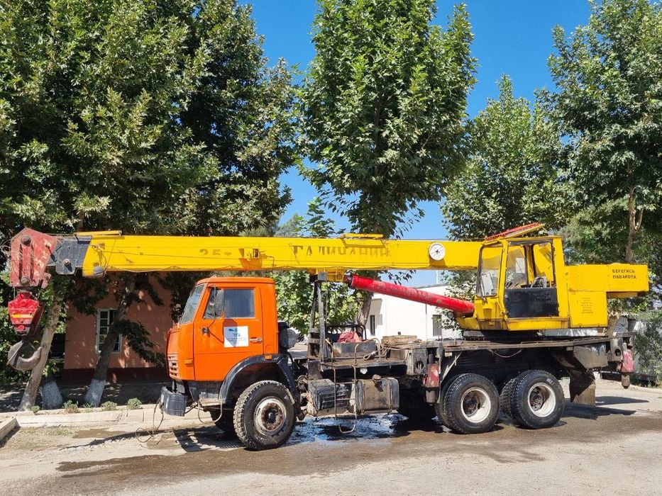 Автокран 25тонна