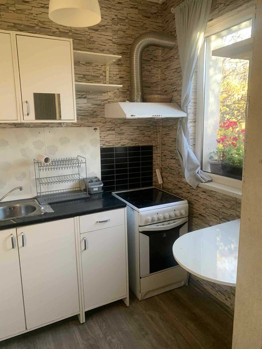 Двустаен ап. под наем в кв. Красна поляна 1