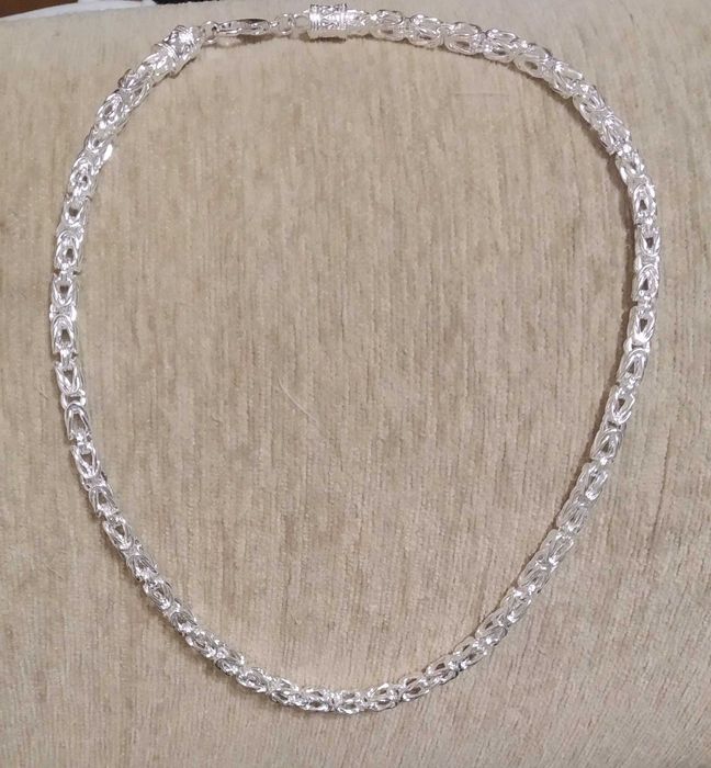 МАСИВЕН, мъжки сребърен ланец. Чисто нов,в кутия.