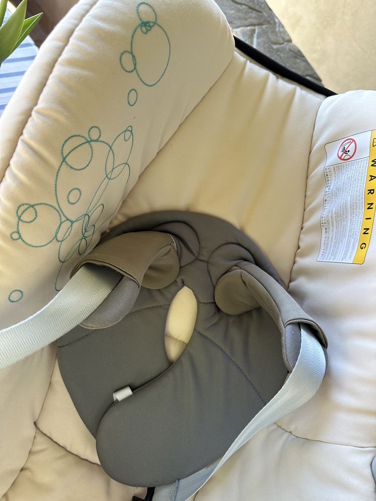 Кошче с база isofix Maxi cosi