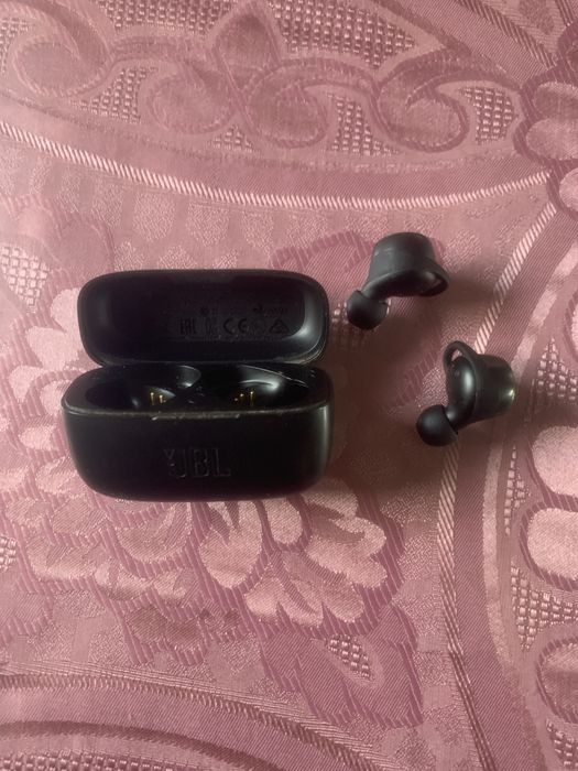 Jbl live 300 tws