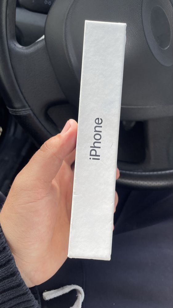 Iphone 15 почти новый