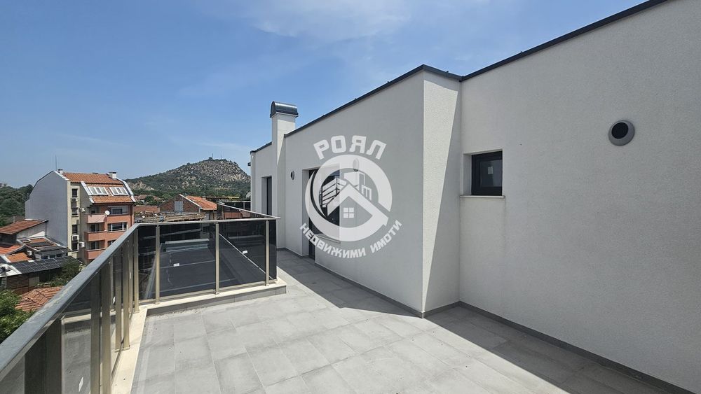 Продава се Тристаен апартамент в Пловдив, Кючук Париж - 281 кв.м за 819 €/кв.м - Снимка #5