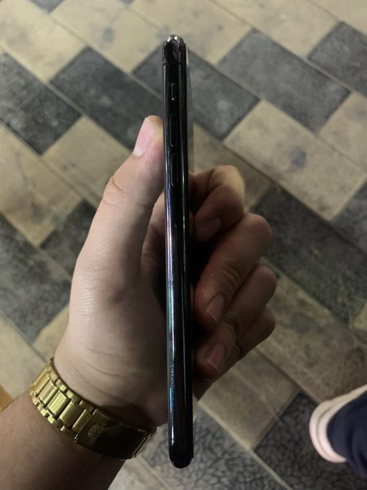 Iphone 11PRO MAX sotiladi