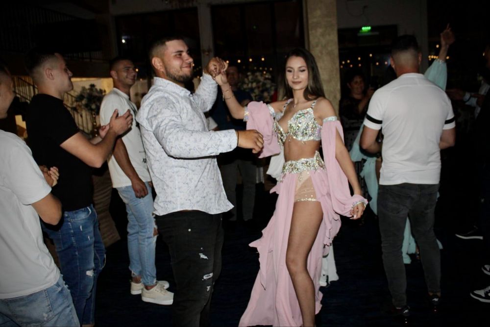 Dansatoare Nunta / Majorat / Petreceri