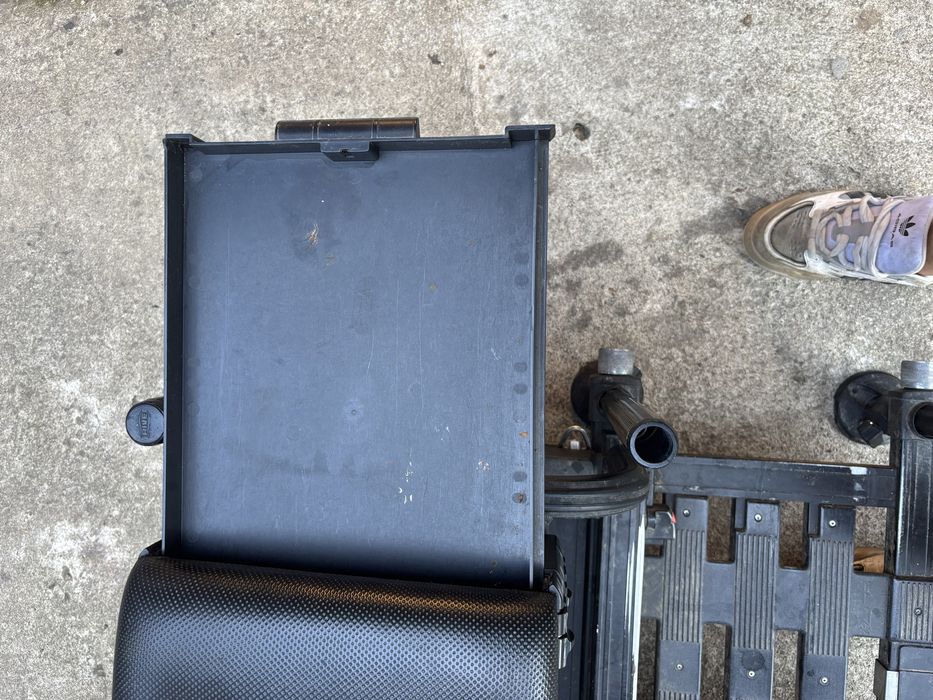 Modular la rive la un pret bun