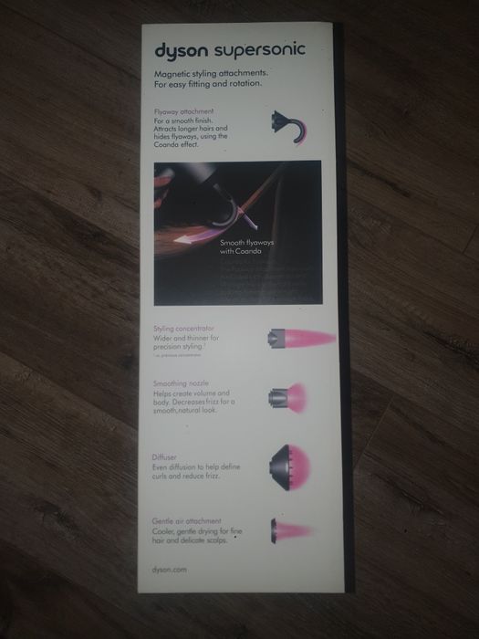 Dyson HD08 *SIGILAT*