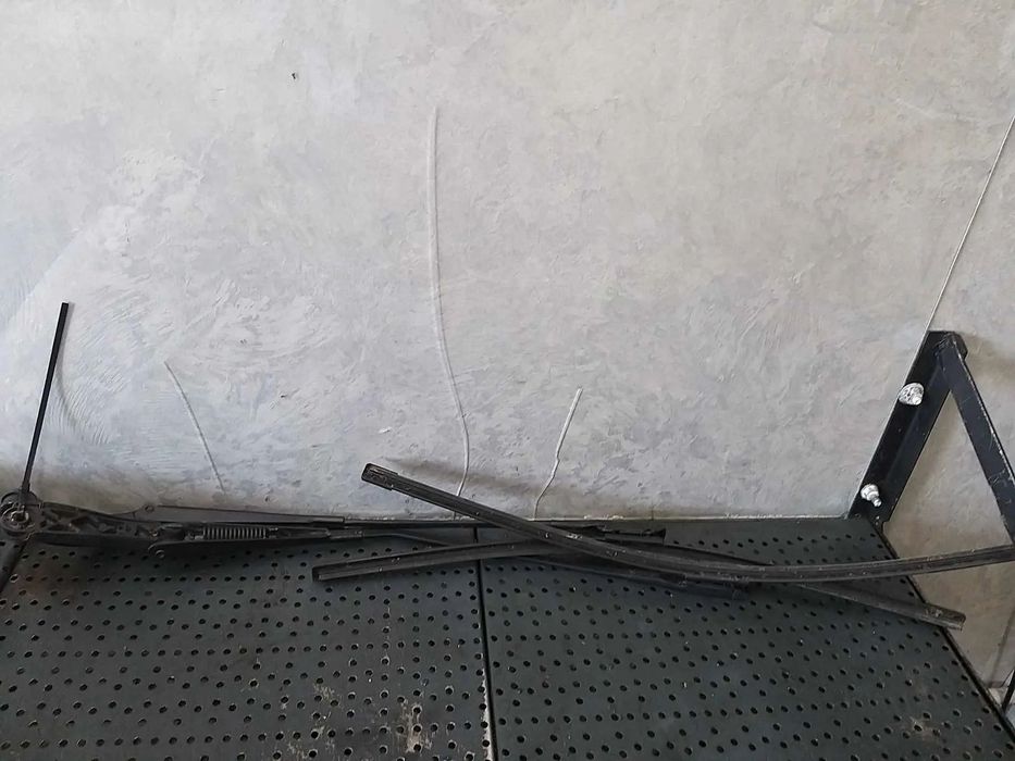 Set brate stergator mercedes b class w245 a1698200240 a1698200140