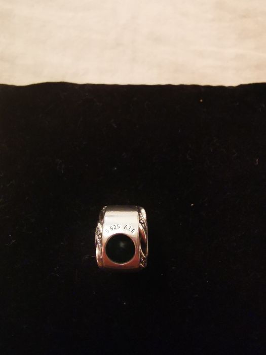 Charm Pandora original