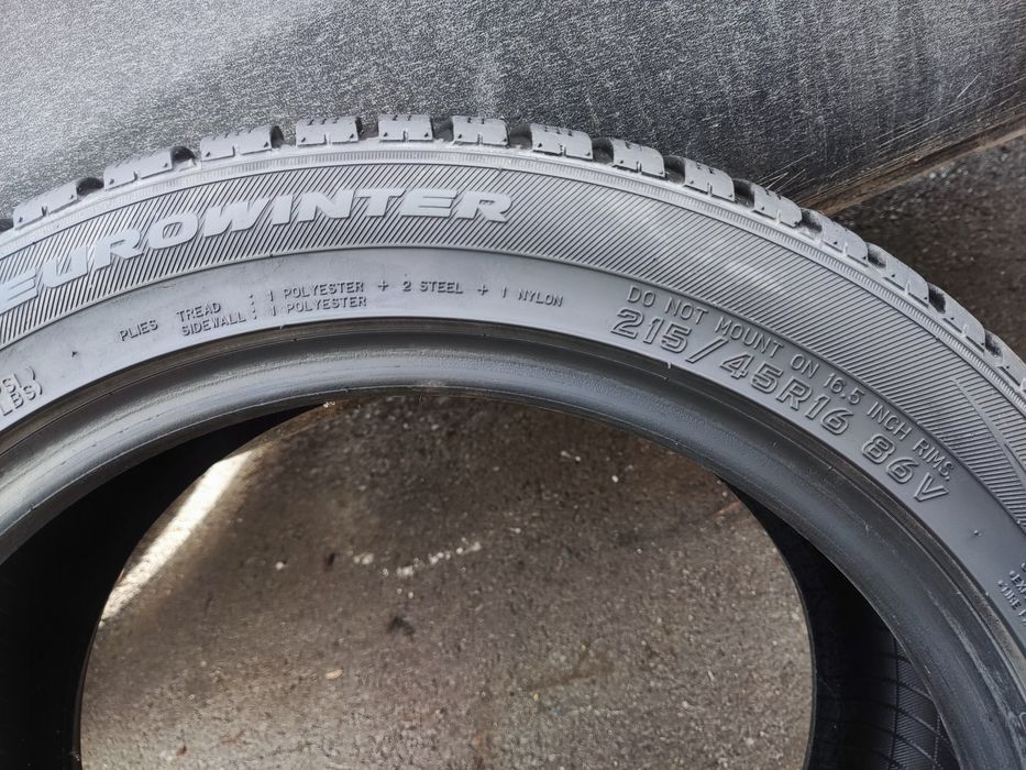 2бр. зимни гуми 215/45/16 Falken Euro Winter 
7mm
Много добро състояни