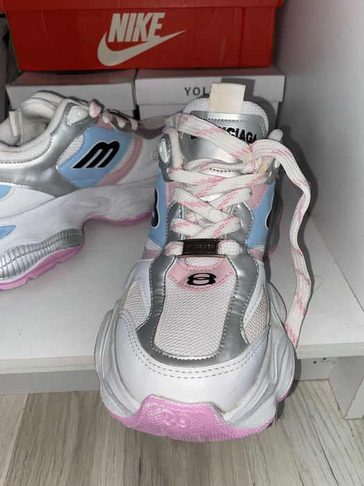 Дамски маратонки