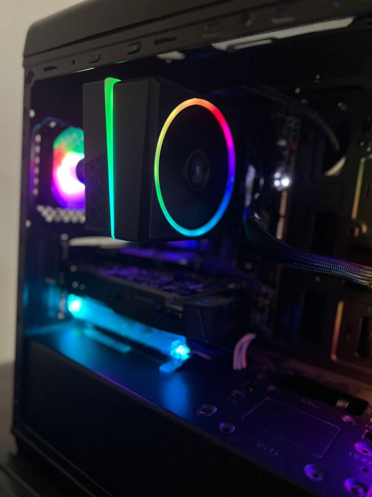 PC pentru Gaming Mid End