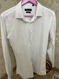 Белый рубашка