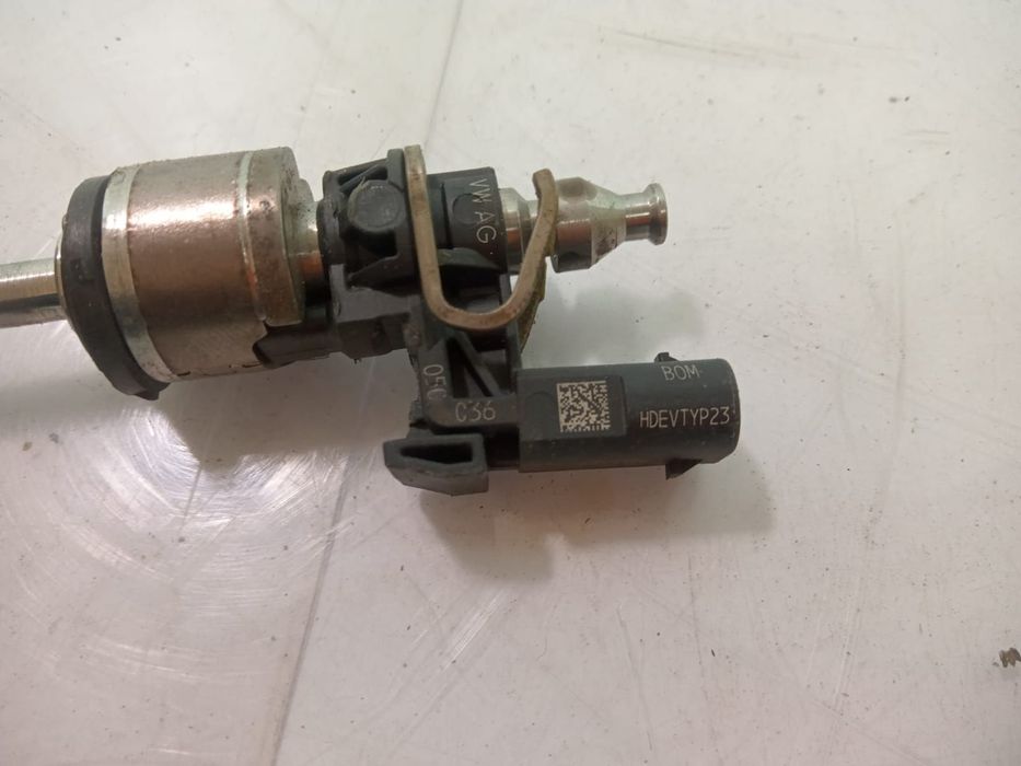 Injector 1.0 tsi dlac Volkswagen VW T-Cross 1