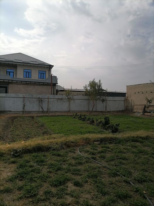 Продаётся участка 2сотки 5 микрорайон улица алотхона