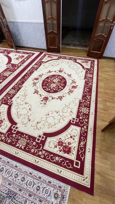 Кілем 4*7 екінші қызыл 2*4