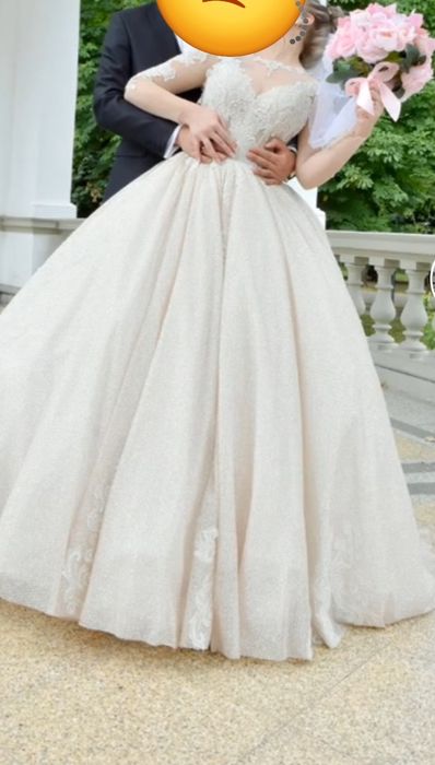 Vand Rochie princesă!