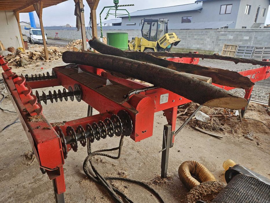 Linie de taiat si despicat lemn de foc Krpan CS 4218 Pro