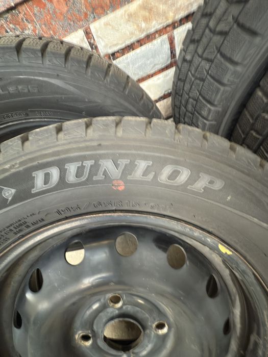 Продаю DUNLOP R15 195/65