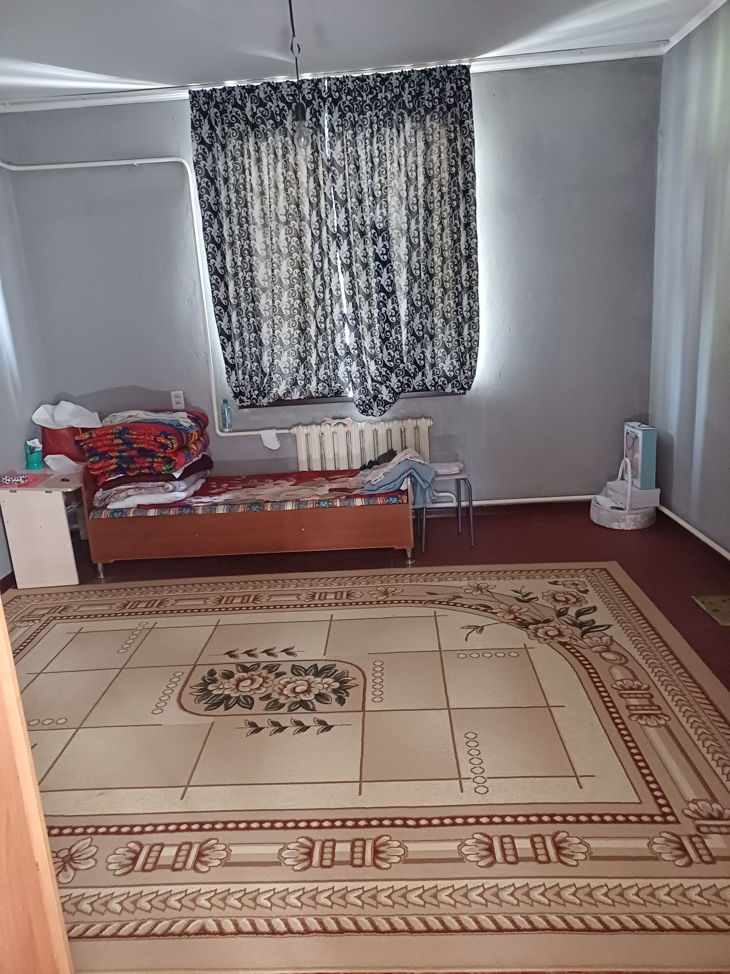 Жаңаталапта үлкен үи сатылады