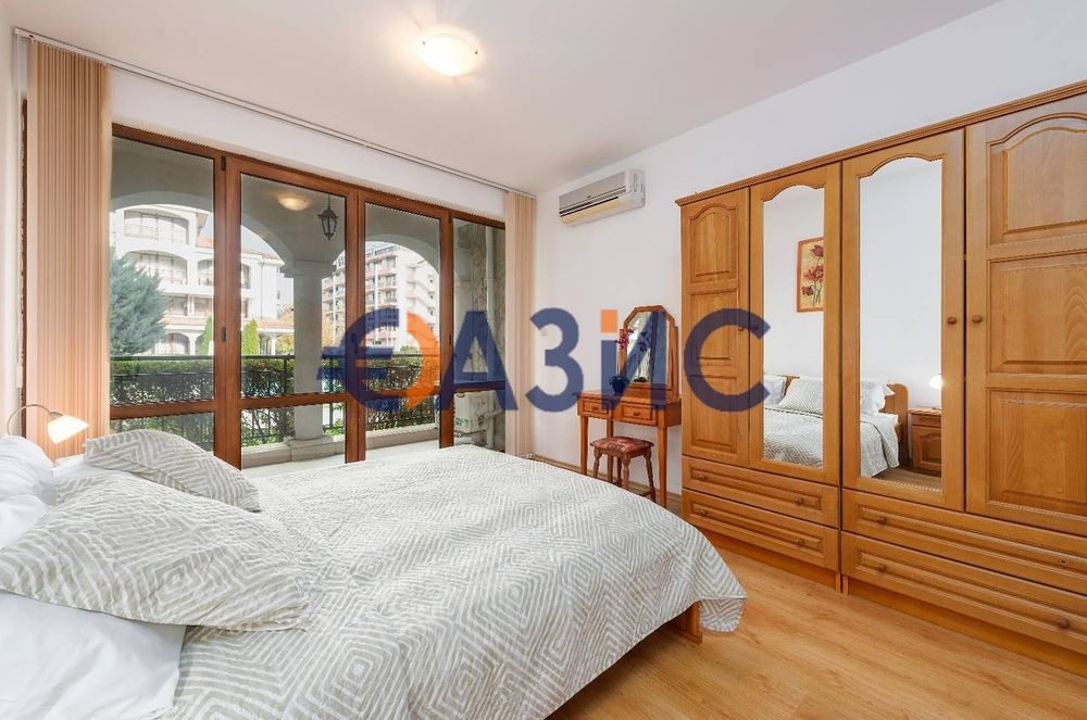 Продава се Двустаен апартамент в к.к. Слънчев бряг - 92 кв.м за 1022 €/кв.м - Снимка #13