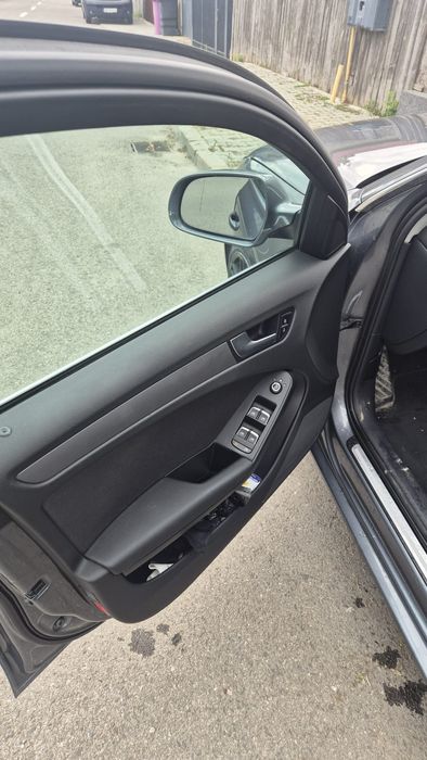 Audi A4 1.8 TFSI – 2012 – Automat8+1