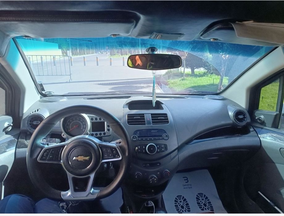 Руль Porsche Порше установлен на спарке Спарк spark