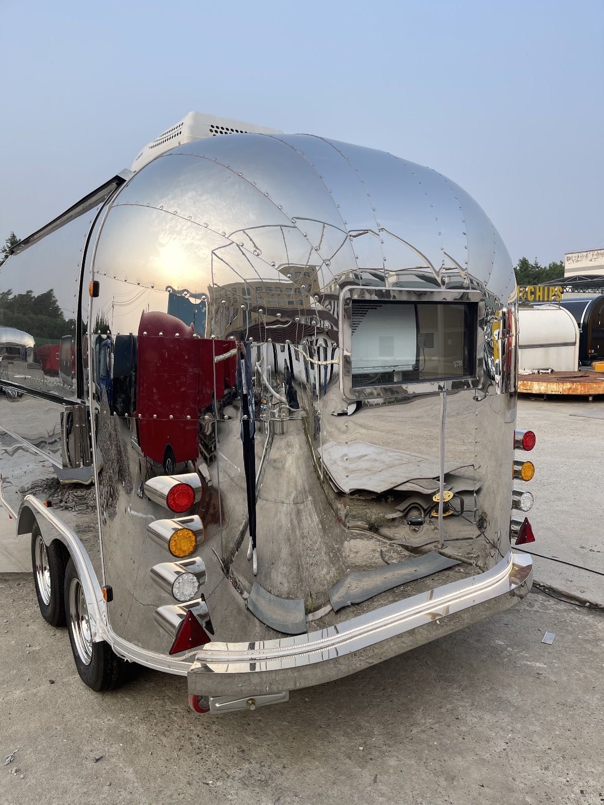 Rulota Food Truck afacere la cheie
