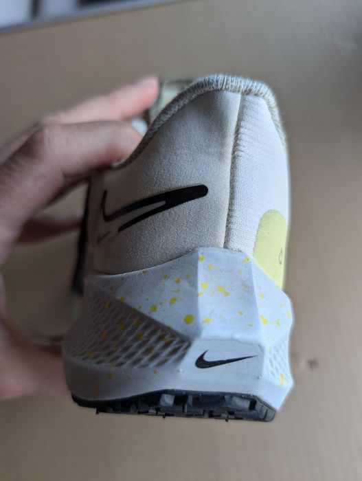 Vând Nike AIR ZOOM PEGASUS SHIELD impermeabi mărimea 37 5l