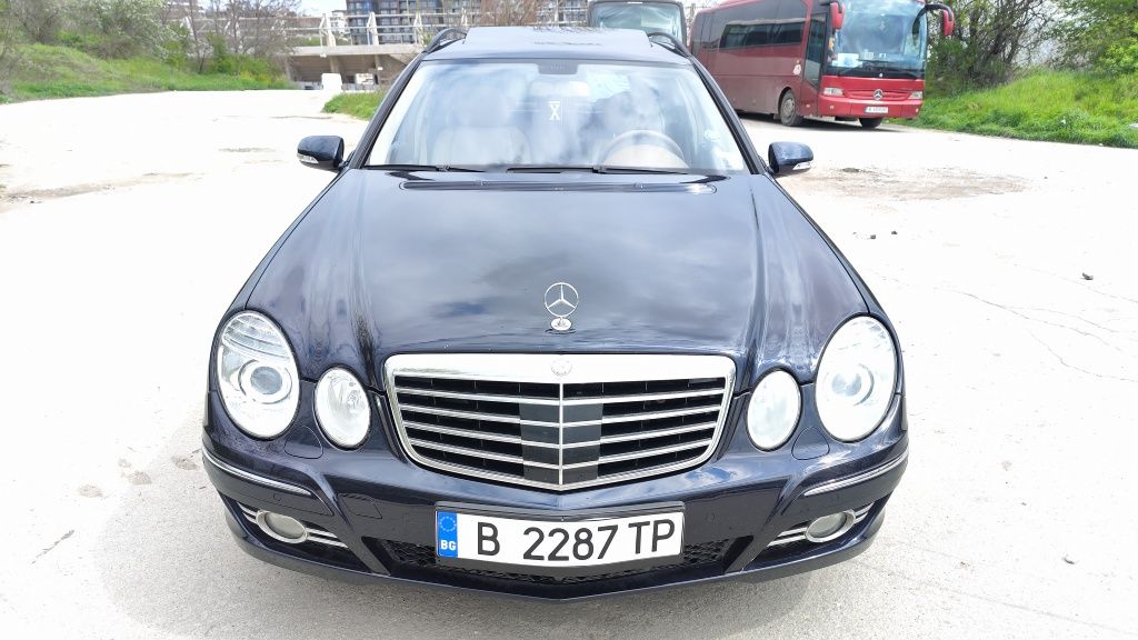Продавам Мерцедес E320CDI