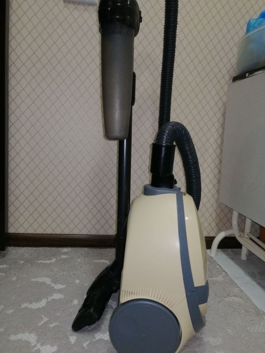 Пылесос для дома